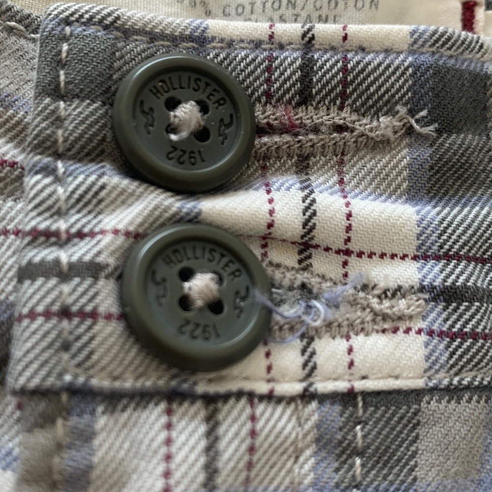 Hollister Plaid Bermuda shorts - Picture 3 of 9